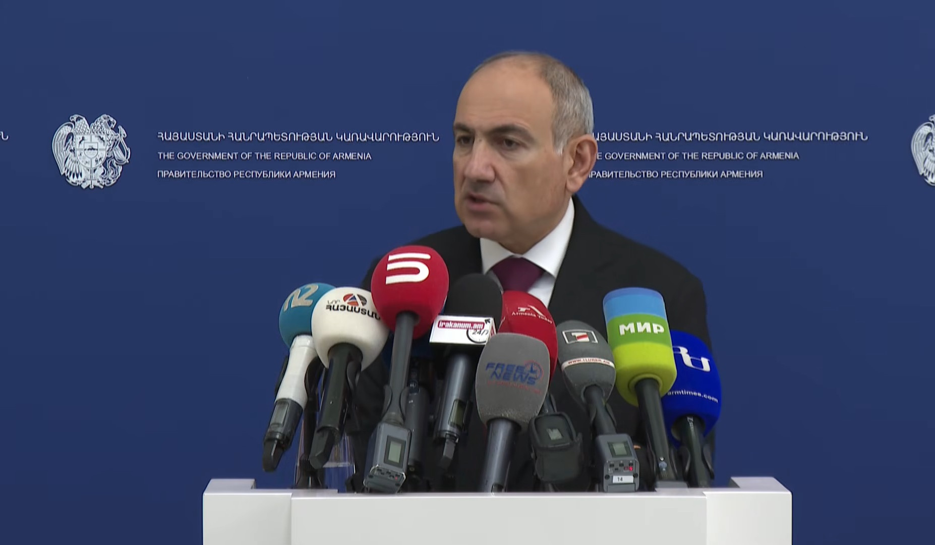 Я попросил своих российских партнеров полностью восстановить железную дорогу от Ерасха до Нахиджевана и от Ахурика до турецкой границы: Пашинян