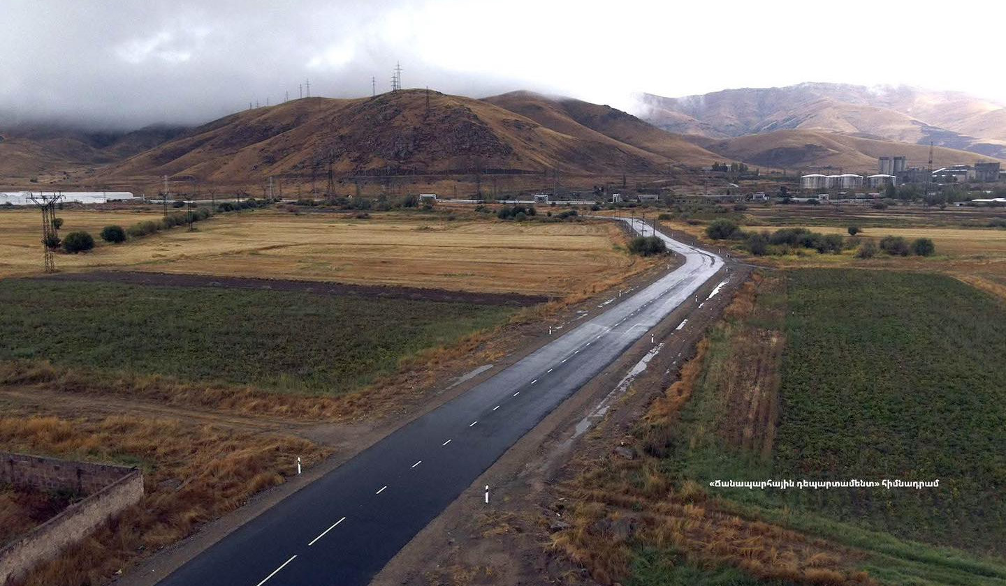 Ժամը 10:20-ի դրությամբ Աբովյան-Չարենցավանի և Դիլիջանի տարածաշրջանի ավտոճանապարհներին տեղ-տեղ մերկասառույց է