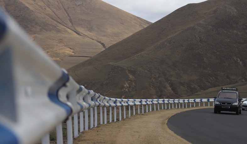 Երթևեկել բացառապես ձմեռային անվադողերով. ինչ իրավիճակ է հանրապետության ճանապարհներին և Լարսում