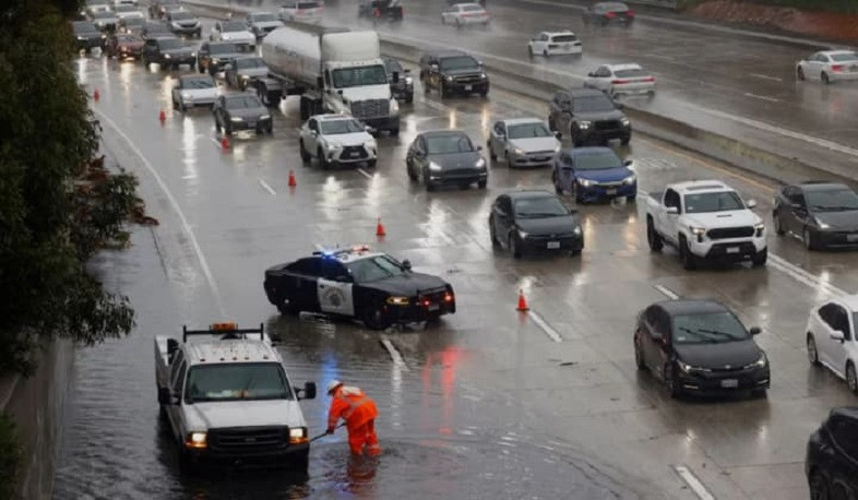 Կալիֆոռնիայում ջրհեղեղների հետևանքով երեք մարդ է մահացել. Los Angeles Times