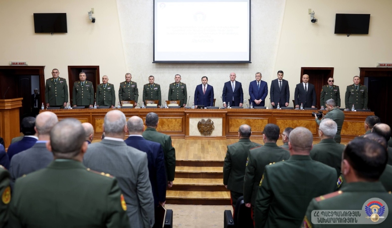 Սուրեն Պապիկյանը հանձնարարականներ է տվել ԶՈՒ պաշտպանունակության ամրապնդման ուղղությամբ․ ՊՆ կոլեգիան ամփոփել է 2025 թվականի արդյունքները