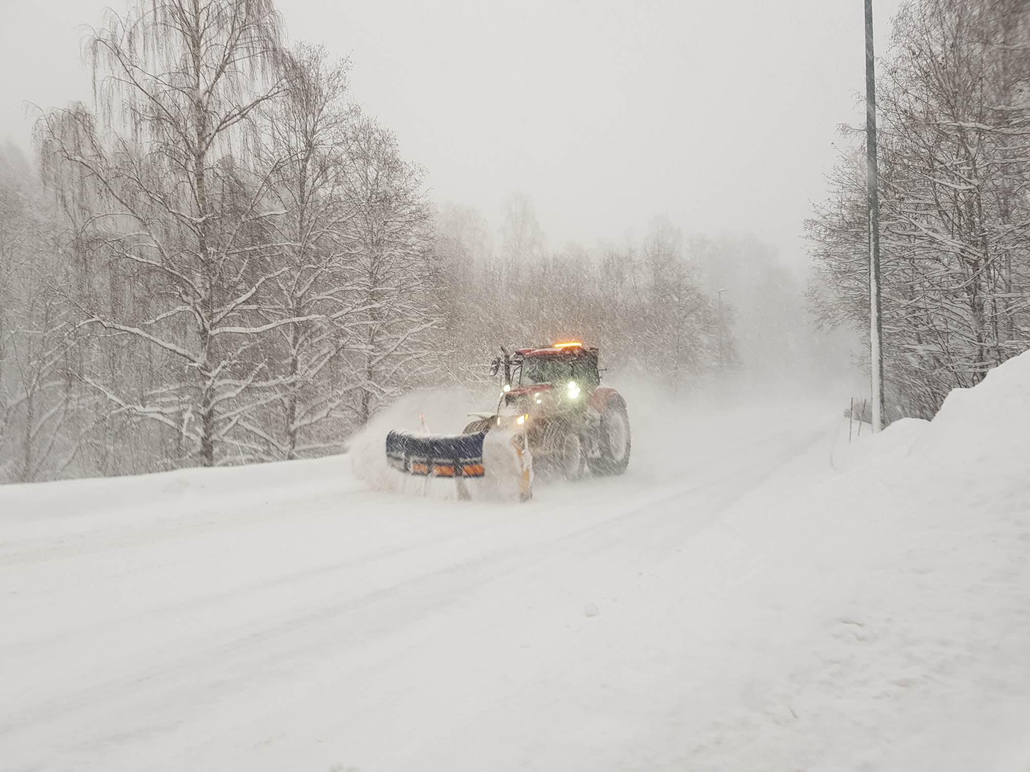Վարդենյաց լեռնանցքում, Անիի, Ամասիայի տարածաշրջաններում բուք է. կան փակ ավտոճանապարհներ