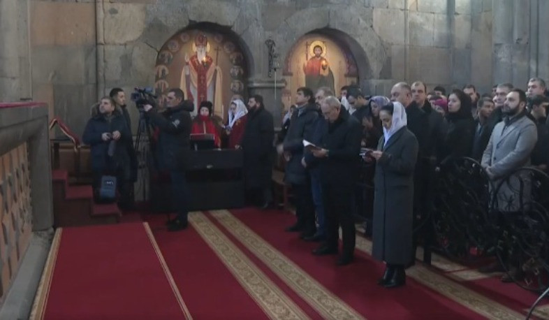 Վարչապետը Հովհաննավանքում մասնակցում է պատարագի