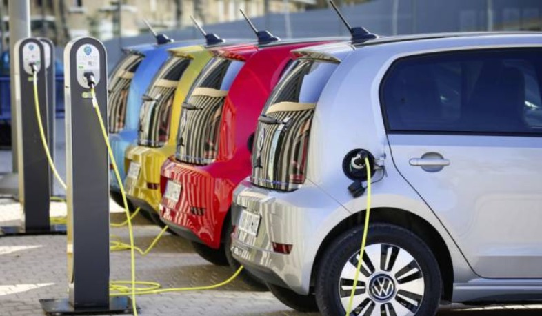 636 քաղաքացի հետ կստանա 2025-ին էլեկտրամոբիլի համար վճարած մաքսատուրքը. ցանկը կհրապարակվի