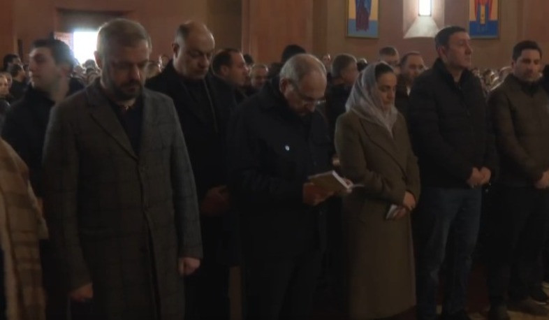 Վարչապետը Սուրբ Թադեոս եկեղեցում մասնակցում է պատարագի | ՈՒՂԻՂ