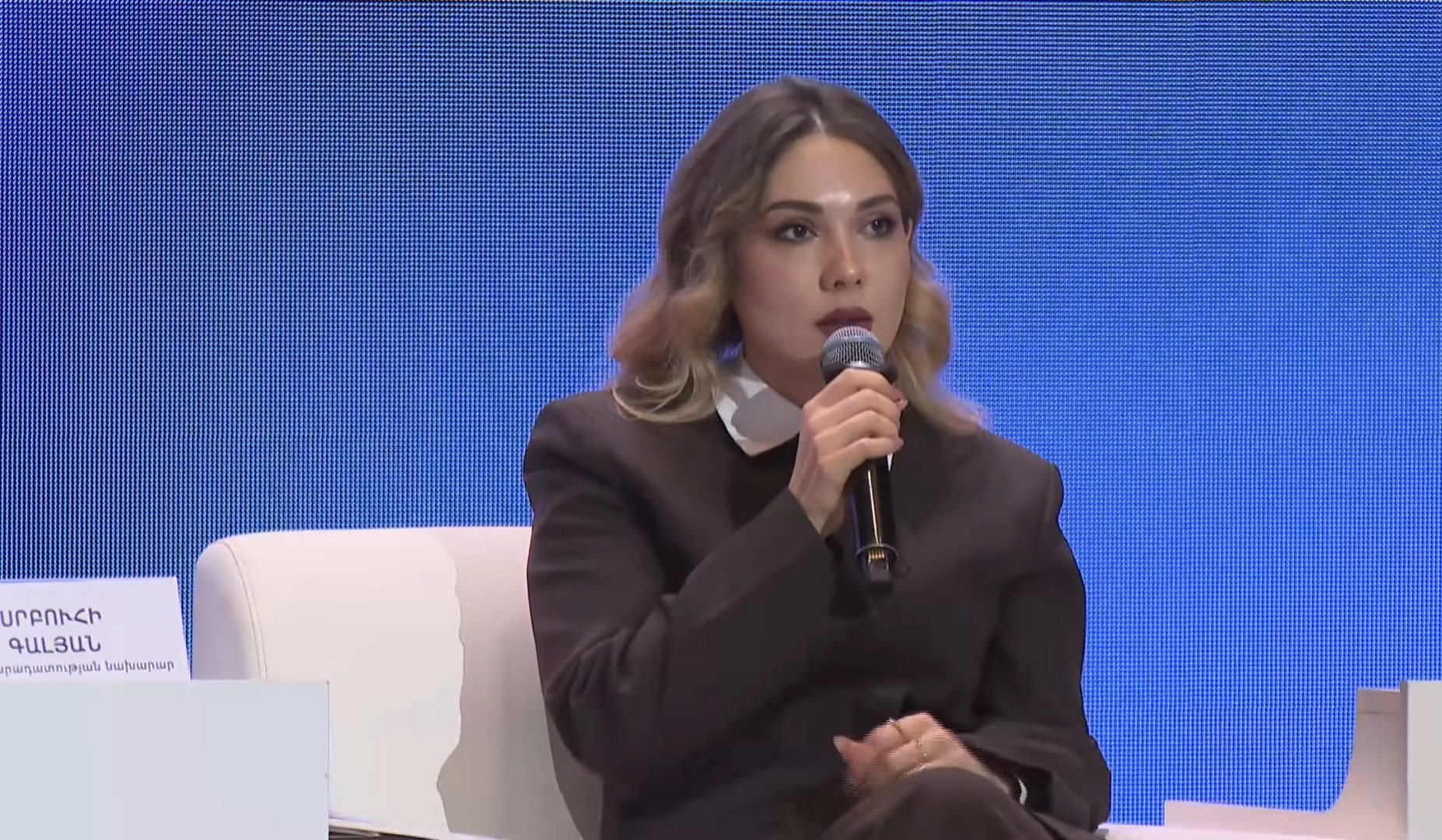 Դատական համակարգը մաքրվում է, մեզ պետք չեն դատավորներ, որոնք 7 տարի շարունակ կարող են քննել պարզունակ հայցեր. Գալյան