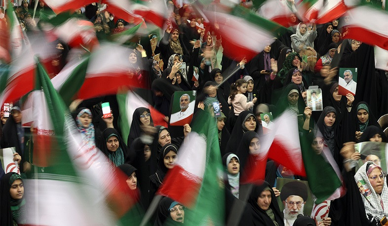 Իրանում բազմահազարանոց ցույցեր են անցկացվում ՝ ի պաշտպանություն երկրի ղեկավարության