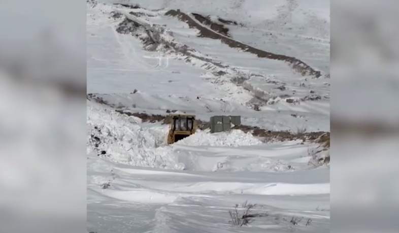 Միջդիրքային, բանակային դիրքեր տանող ճանապարհները մաքրվում են․ ՊՆ