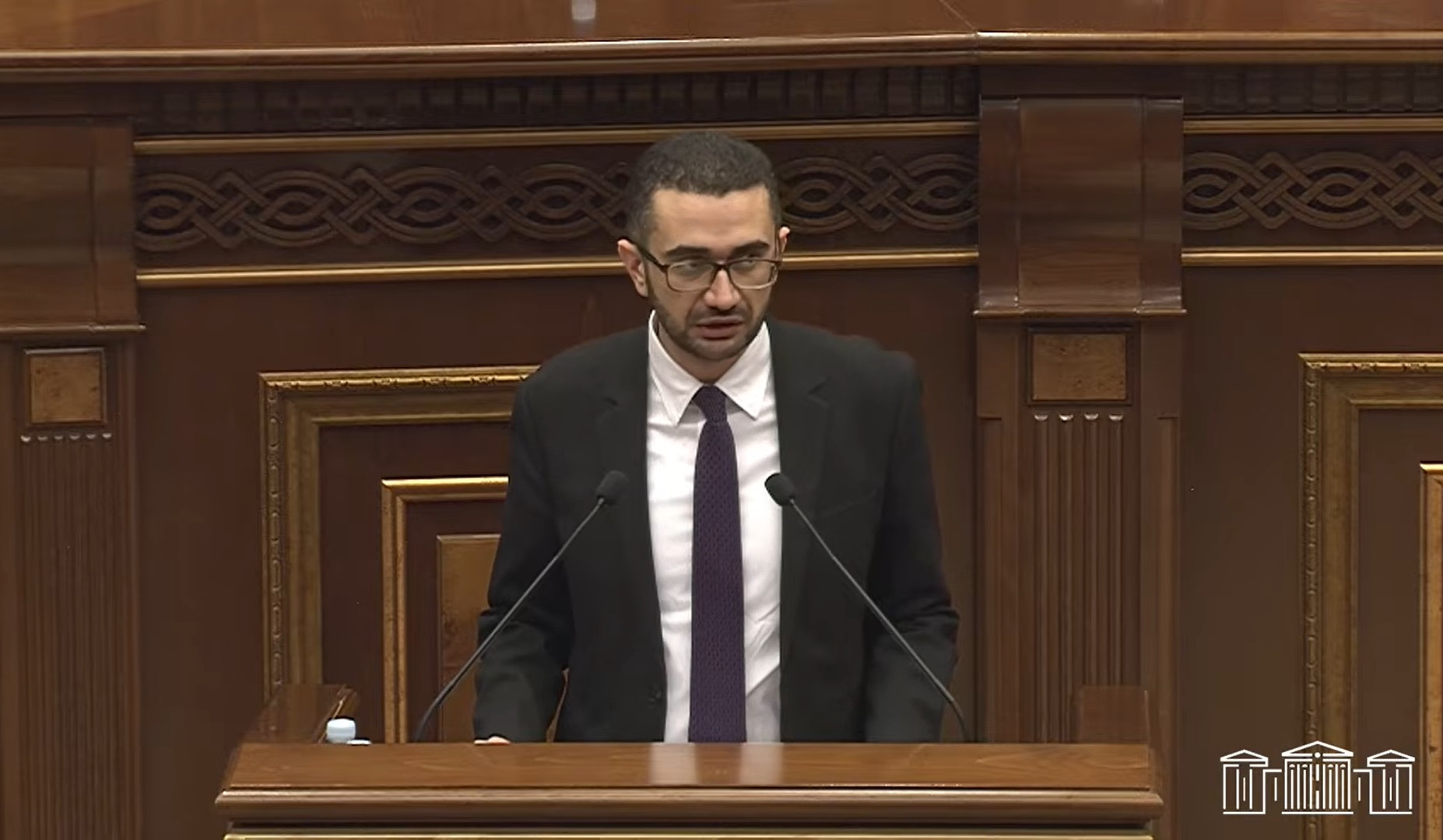 ԱԺ-ն քննարկեց Հայաստանի և Վրաստանի տարածքում առանց օրինական հիմքերի գտնվող քաղաքացիների հետընդունման համաձայնագիրը վավերացնելու մասին նախագիծը