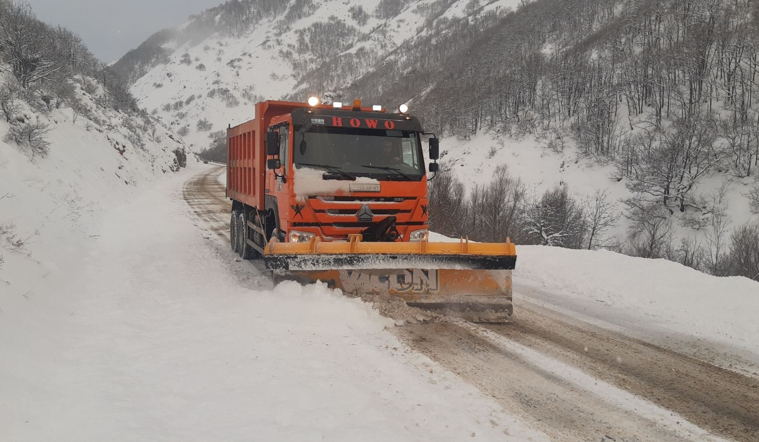 Սիսիանի տարածաշրջանի «Զանգեր» կոչվող հատվածի ձնամաքրման աշխատանքները շարունակվում են