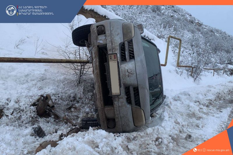 Կապան-Աճանան ճանապարհին ավտոմեքենա է կողաշրջվել․ կա տուժած