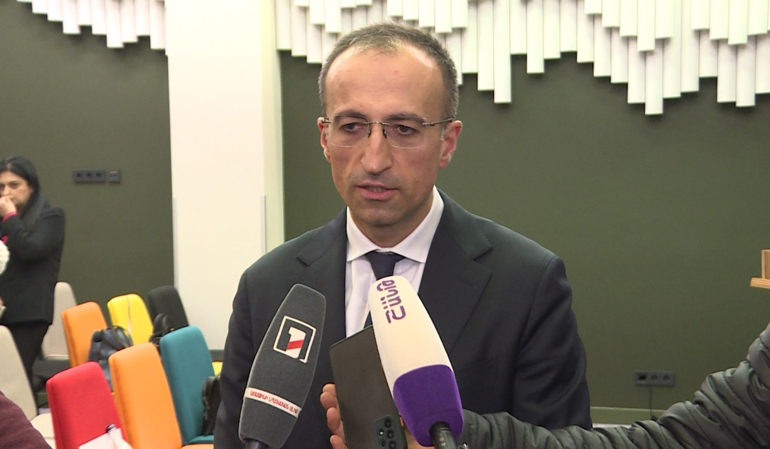 Բոլոր կարիքները հոգալու ենք. Արսեն Թորոսյանը՝ Ադրբեջանից ՀՀ տեղափոխված քաղաքացիների մասին