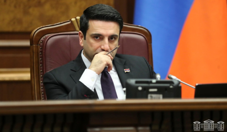 Անհարգելի բացակայություններ ունեցող պատգամավորների թոփ 10-յակը․ Ալեն Սիմոնյանը թվեր է ներկայացնում