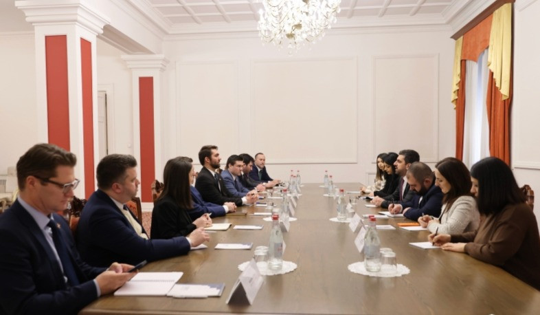 Քննարկվել է ՀՀ–ԱՄՆ ռազմավարական գործընկերության զարգացումը. Խանդանյանը հանդիպել է Կոնգրեսի աշխատակազմի ներկայացուցիչների հետ