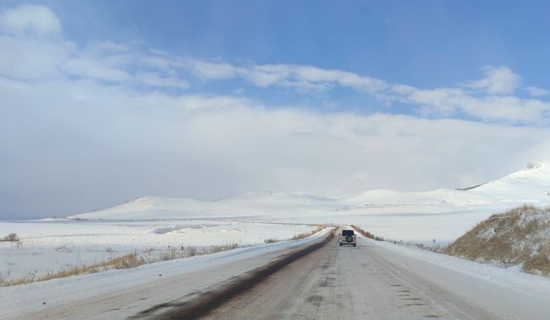 Երթևեկել բացառապես ձմեռային անվադողերով․ ավտոճանապարհները հիմնականում անցանելի են