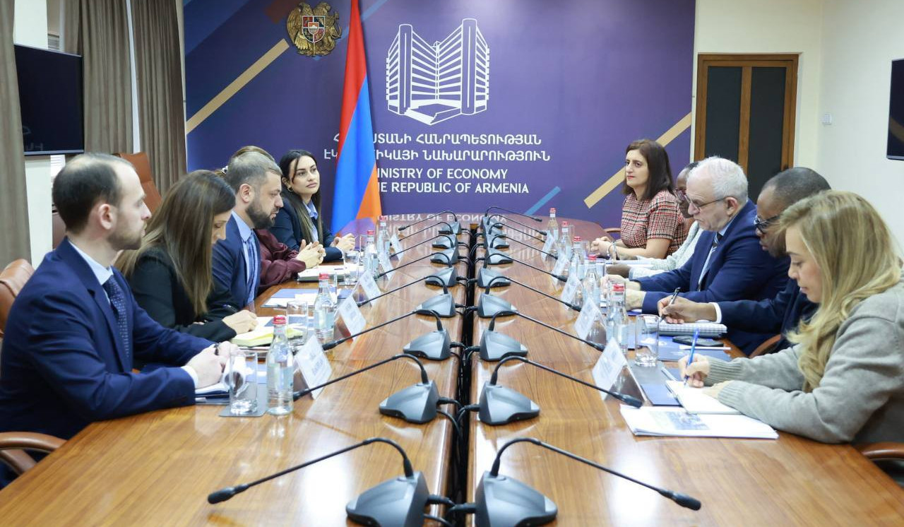 Էկոնոմիկայի նախարարությունում քննարկվել են «Խաղաղության խաչմերուկ» նախաձեռնությունը և դրա տնտեսական ներուժը