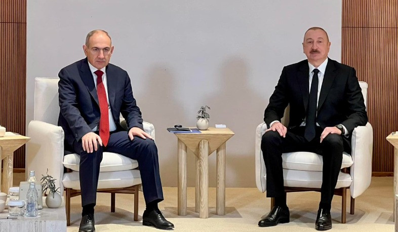 Աբու Դաբիում տեղի է ունեցել Նիկոլ Փաշինյանի և Իլհամ Ալիևի առանձնազրույցը