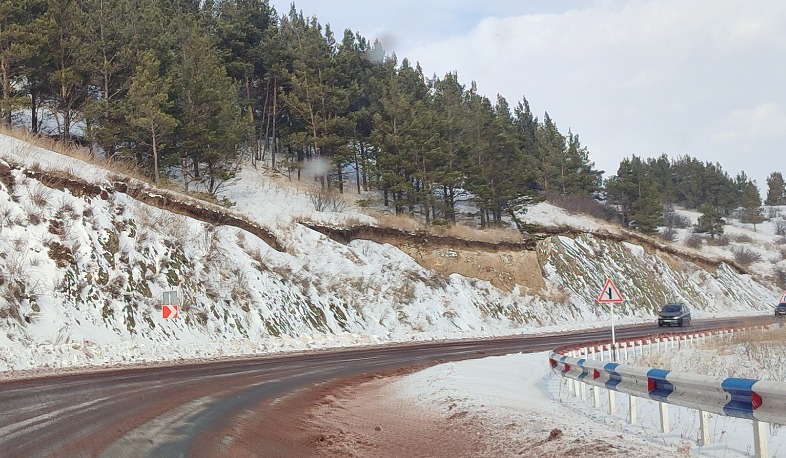 Շիրակի մարզում ավտոճանապարհները դժվարանցանելի են․ Սարավան-«Զանգեր» հատվածում ձյուն է