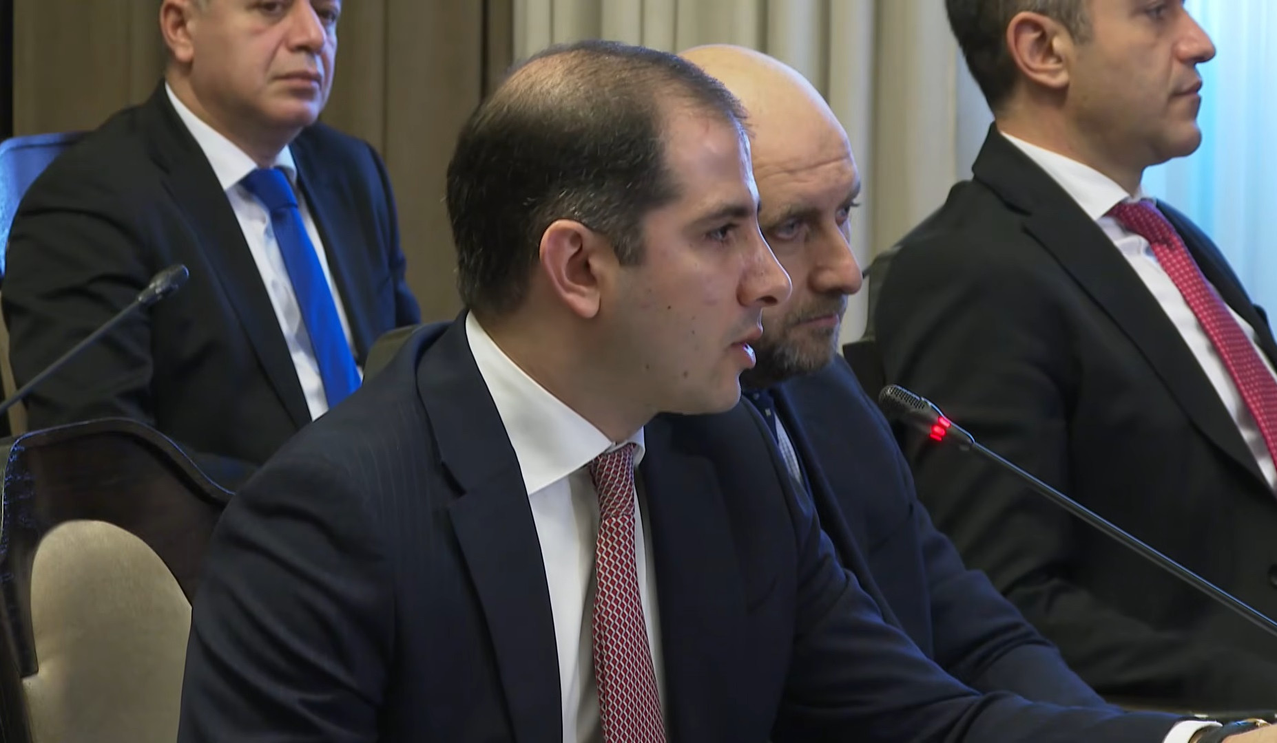 Առաջարկվում է կարգավորել երկու հարկատեսակների՝ ԱԱՀ-ի և շահութահարկի մասով հարկ վճարողների մոտ առաջացած խնդիրները