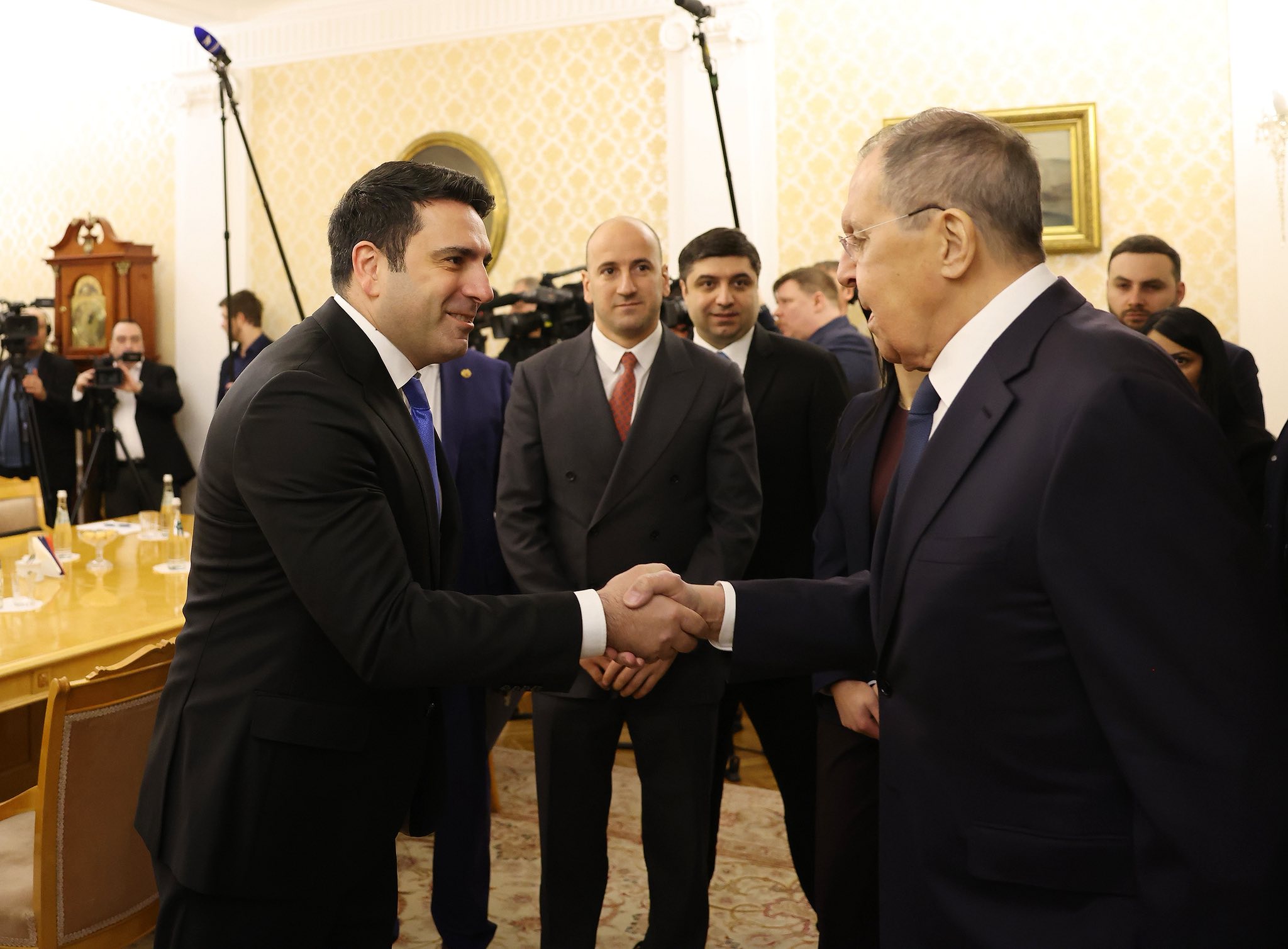 Simonyan, Lavrov discuss Armenia-Russia cooperation in the EAEU, CIS and on other international platforms
