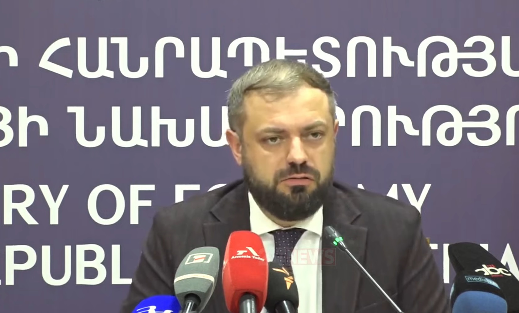 İki məhsul var, Azərbaycanla danışıqlar aparırıq ki, onların idxal imkanları da açılsın: Papoyan