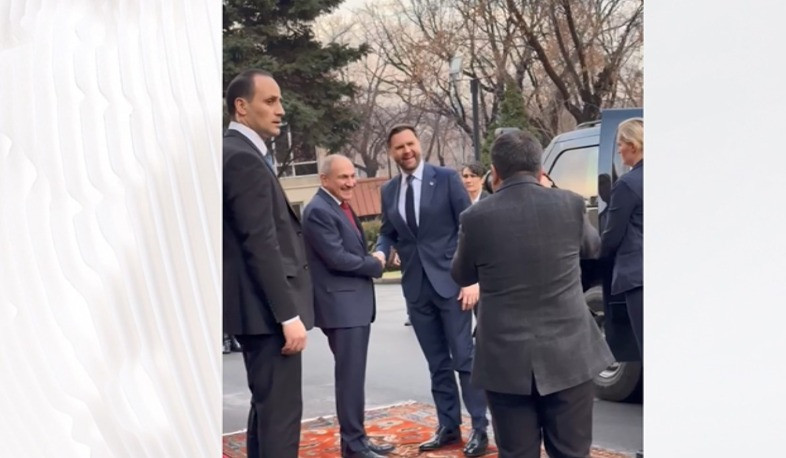 Նիկոլ Փաշինյանը նախագահի նստավայրում դիմավորել է Ջեյ Դի Վենսին
