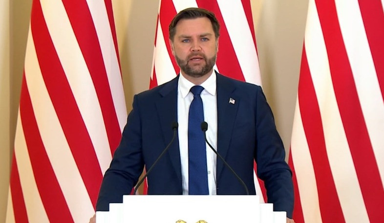 Ես իրոք հպարտ եմ, որ ԱՄՆ առաջին փոխնախագահն եմ, որ երբևէ այցելում է այս երկիր. Վենս