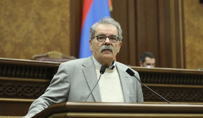 «Հայաստան» խմբակցությունը ՀՌՀ անդամ Հակոբ Հակոբյանի լիազորությունների դադարեցման մասին որոշման նախագիծ է ներկայացրել