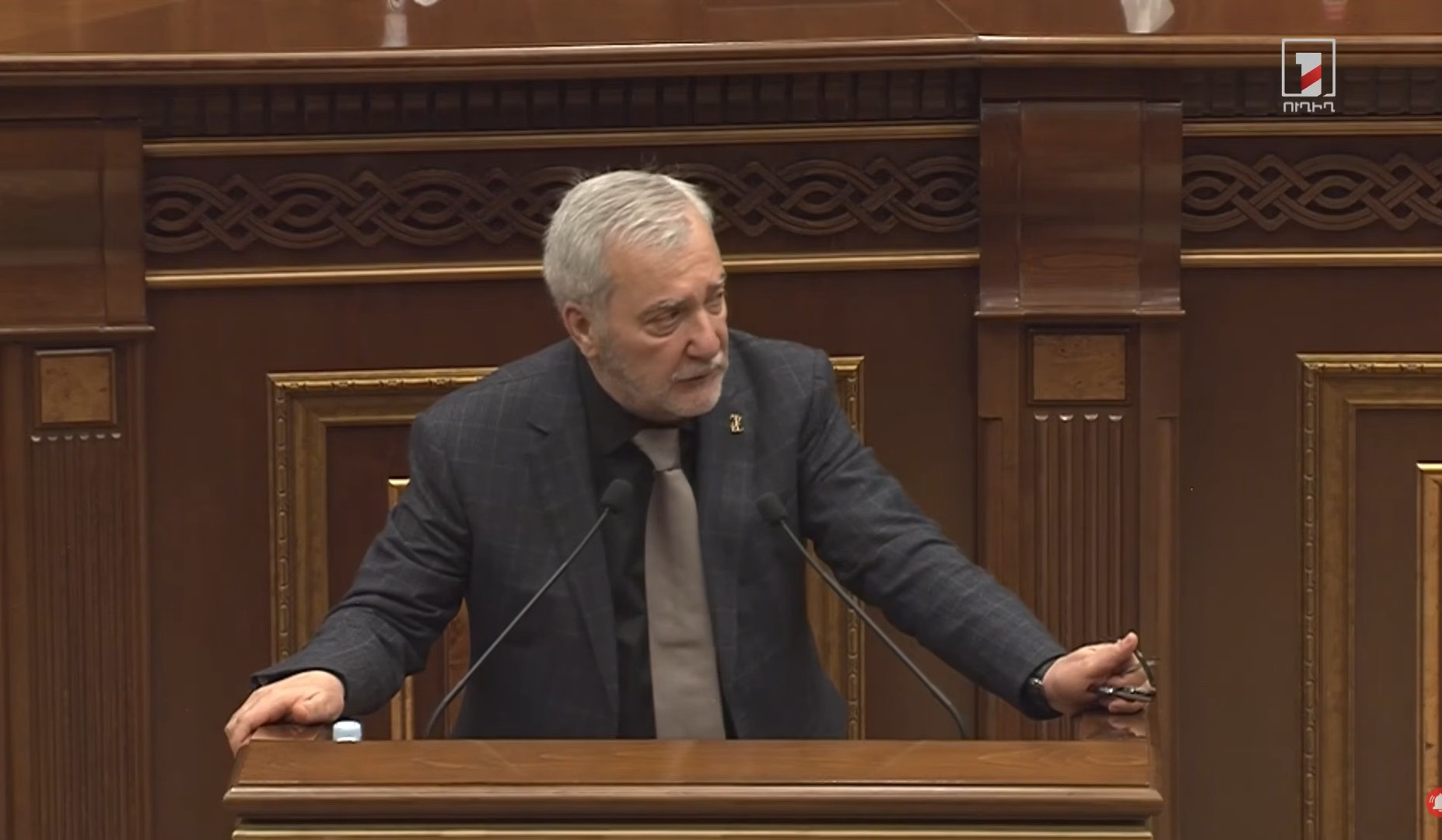 10 երեխա մահացել է ավտովթարներից քարսիթ չունենալու պատճառով. Անդրանիկ Քոչարյան