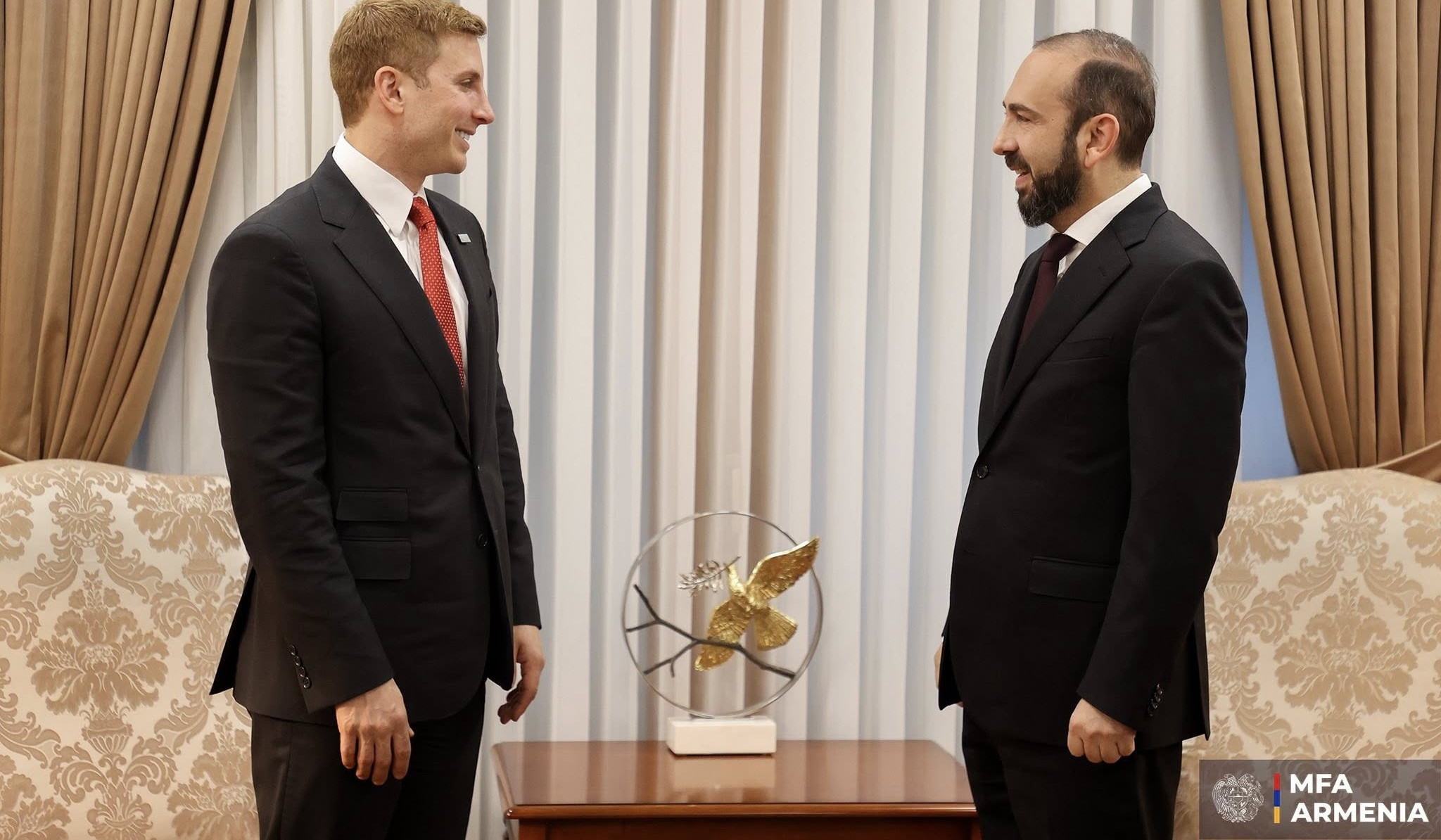 Мирзоян и Хелберг обсудили возможные новые инициативы, направленные на последовательное развитие стратегического партнёрства Армения—США