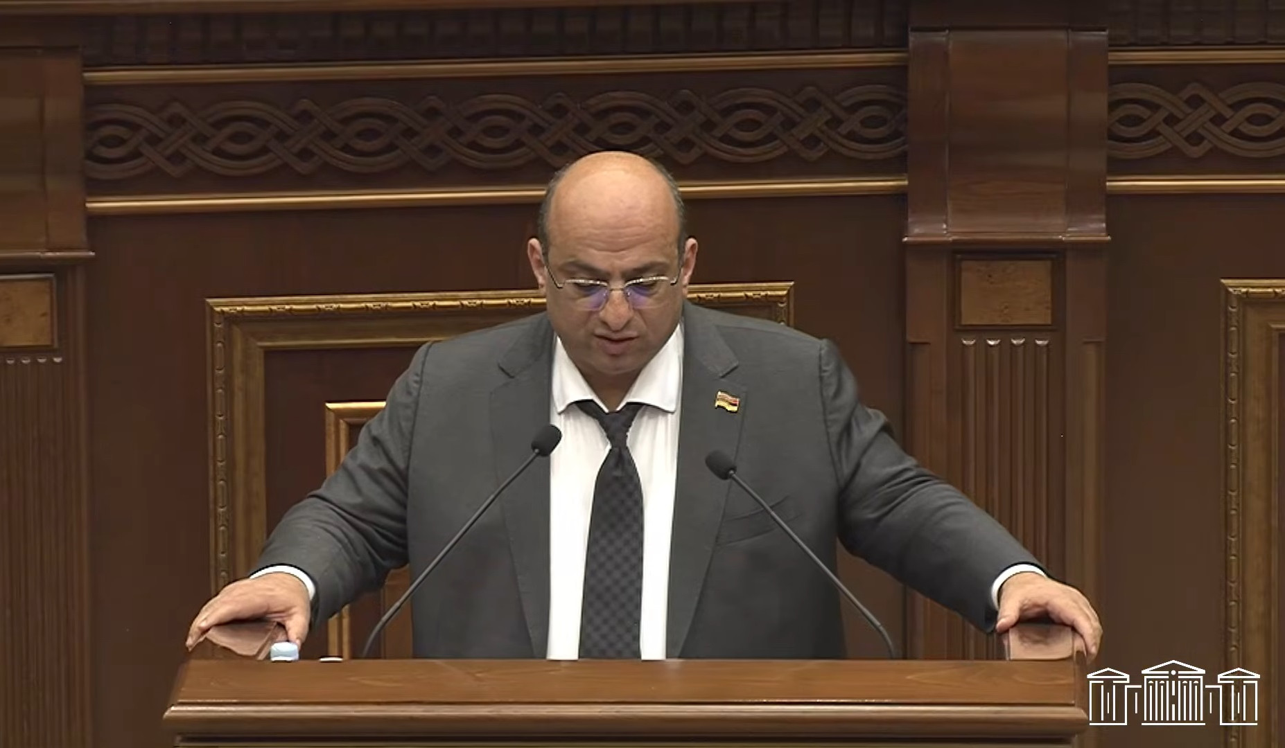 Ավագանու անդամը հրաժարական ներկայացնելուց հետո իրավունք կունենա եռօրյա ժամկետում հետ վերցնել դիմումը. նախագիծ