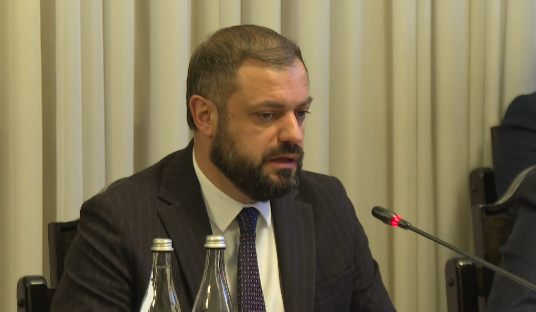 Զբոսաշրջային գործունեություն իրականացնողները պետք է գրանցվեն էլեկտրոնային գրանցամատյանում և հայտարարեն իրենց գործունեության մասին