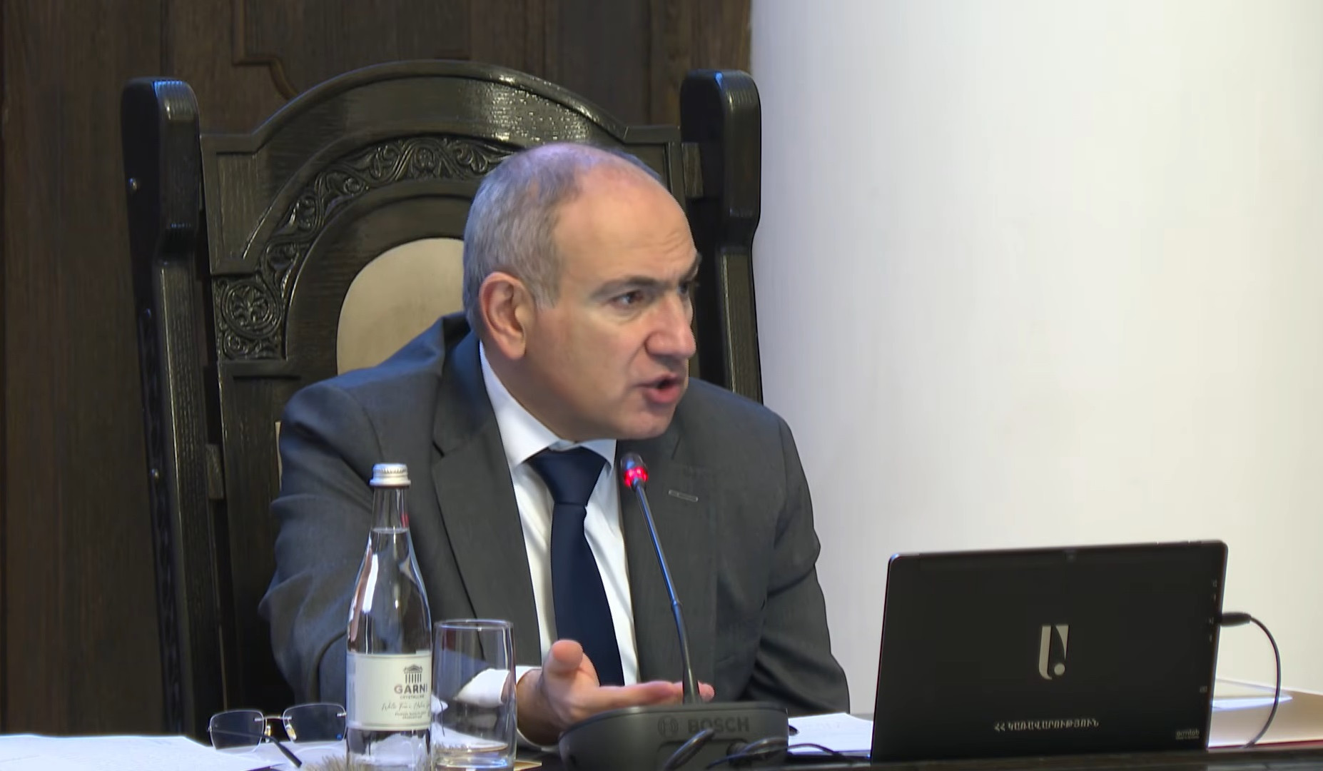 Վարչապետը հույս հայտնեց, որ կդադարեցվեն դեսպանատների իներցիայով ծանուցումները՝ ՀՀ սահմանամերձ հատվածներ և Սյունիքի մարզ չգնալու հորդորով