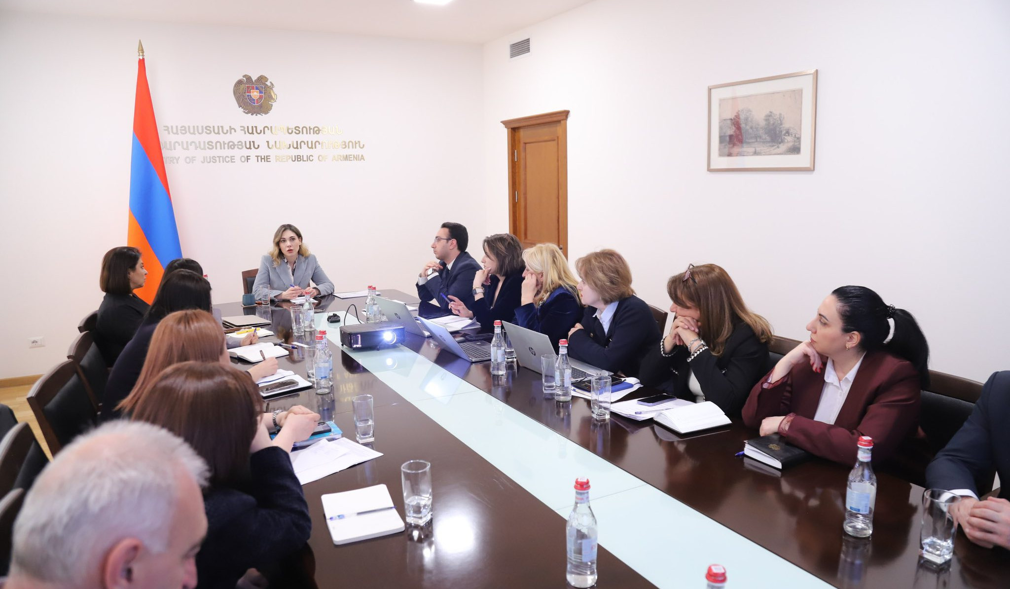 2025-ին ավելի քան 75 հազար գրանցում․ Պետռեգիստրի գործակալության հաշվետվությունը ներկայացվել է նախարարին