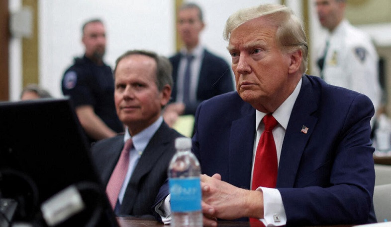 Верховный суд США признал незаконными большинство пошлин Трампа и отменил их: NBC