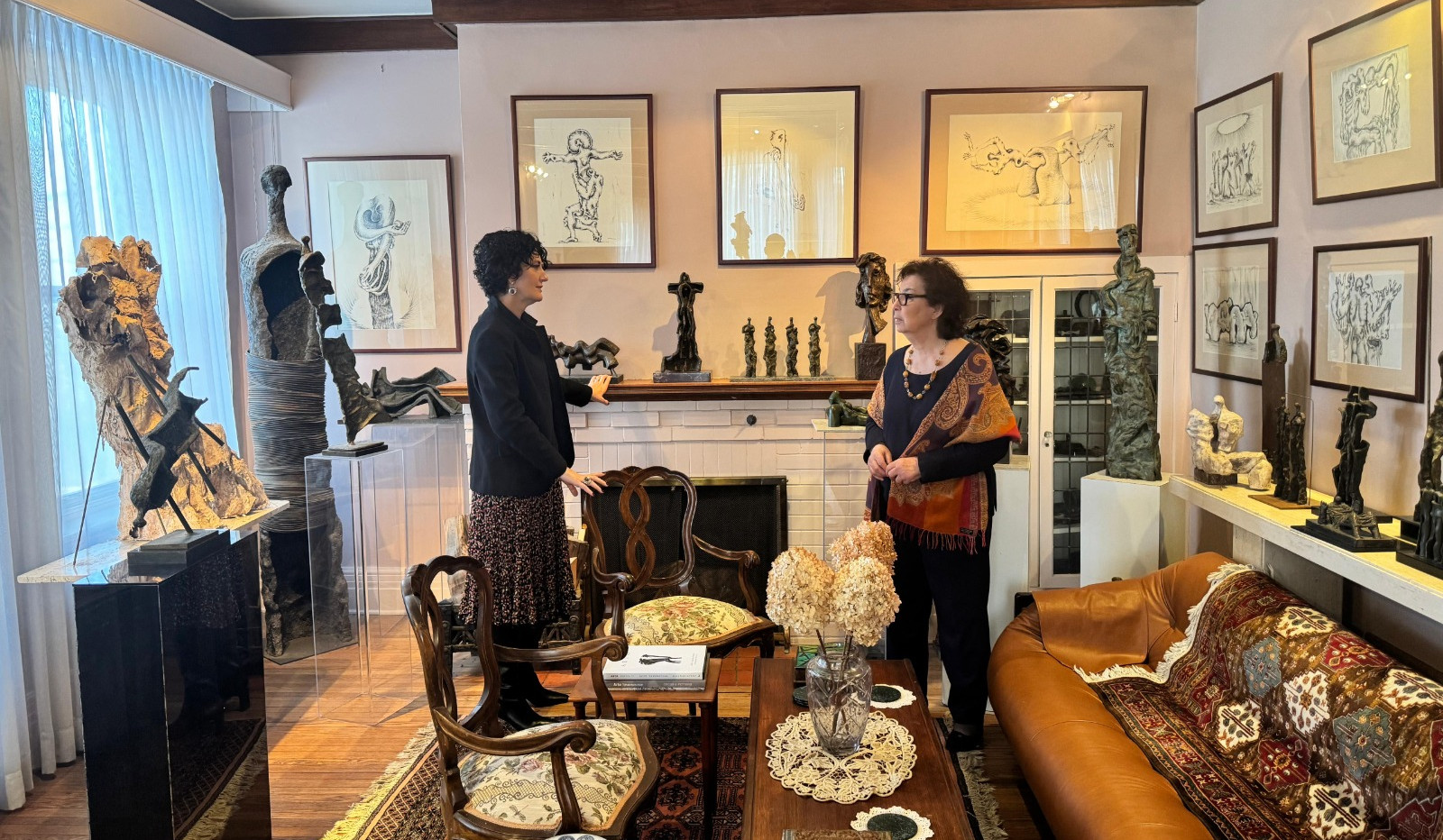 Կանադայում ՀՀ դեսպանը քանդակագործ Արտո Չաքմաքչյանի այրու հետ քննարկել է համագործակցության հնարավորությունները