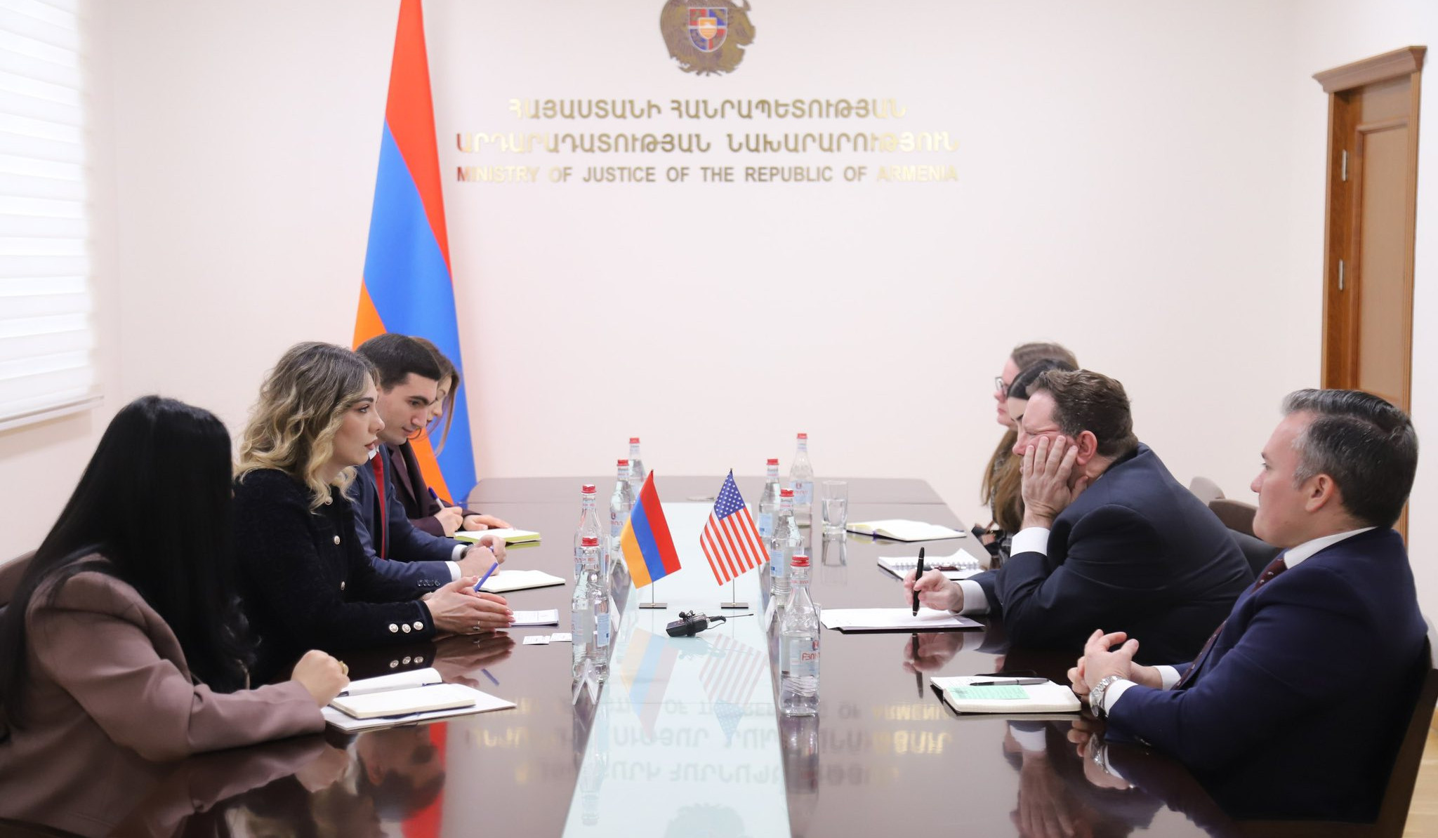 Դեյվիդ Ալենը Սրբուհի Գալյանի հետ հանդիպմանը վերահաստատել է ԱՄՆ աջակցության պատրաստակամությունը