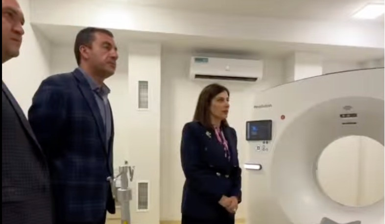 Համակարգչային շերտագրման (KT) սարք` Արարատի ԲԿ-ին. նախարարը տեսանյութ է հրապարակել