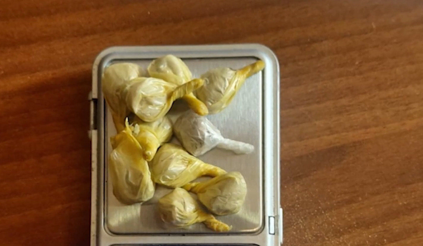 Քաղաքացու խուզարկությամբ հայտնաբերվել է հերոինով լցված 14 փաթեթ