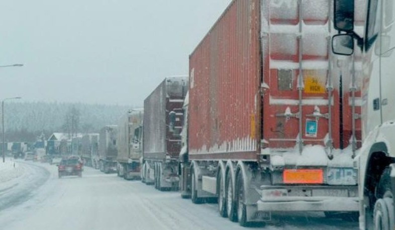 Ստեփանծմինդա-Լարս ավտոճանապարհը փակ է կցորդով բեռնատարների համար