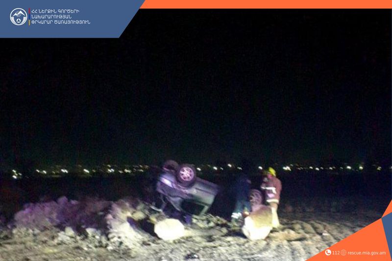 Սայաթ Նովա բնակավայրի մոտակայքում ավտոմեքենա է շրջվել․ տուժածը հոսպիտալացվել է