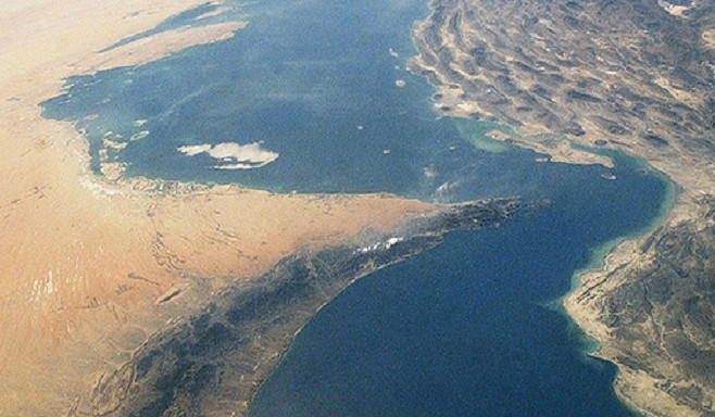 Iran clarifies rules for passage through Strait of Hormuz