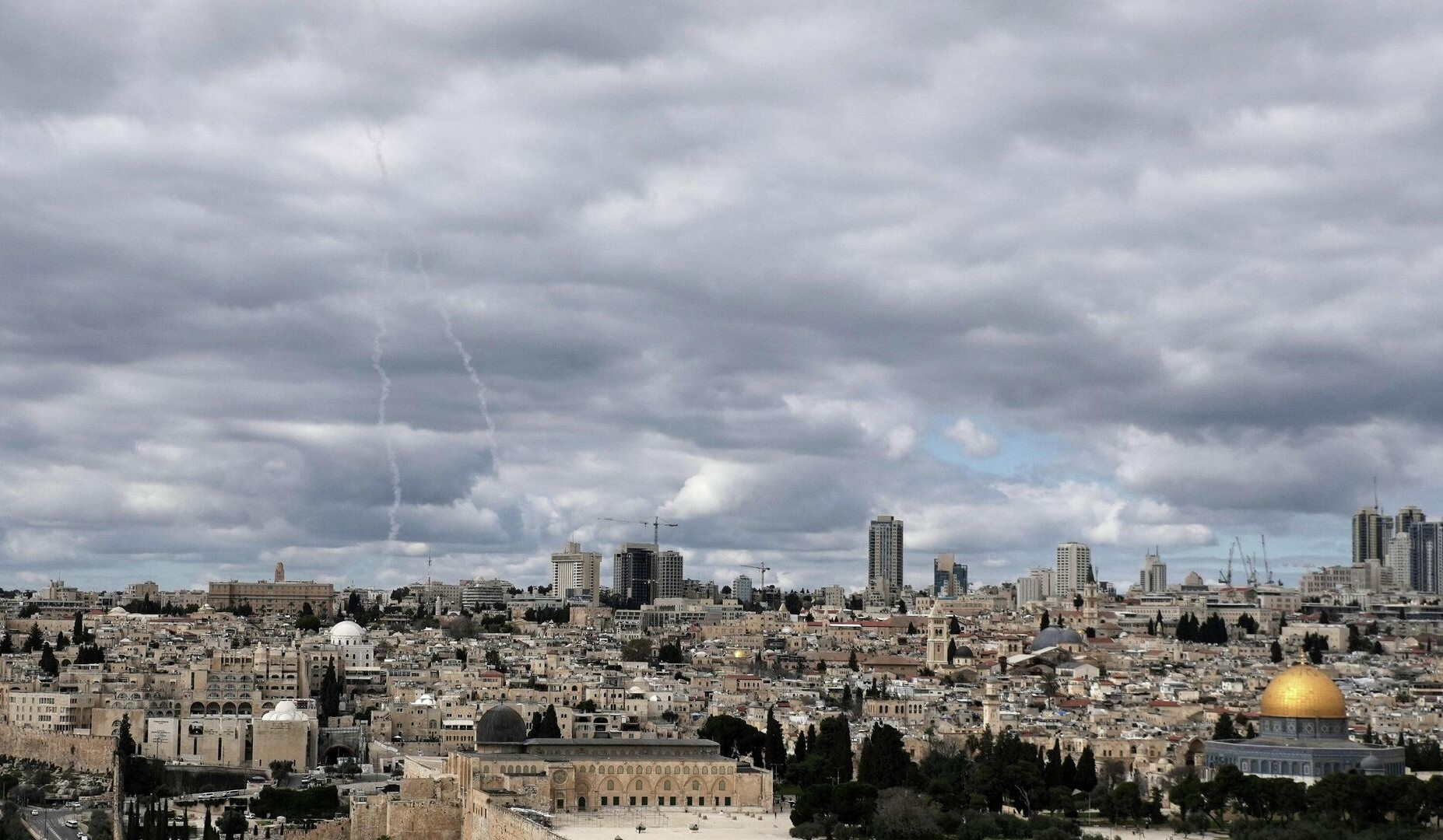 Իրանական ուժերը հարվածել է Թել Ավիվին, պայթյուններ են լսվել Երուսաղեմում