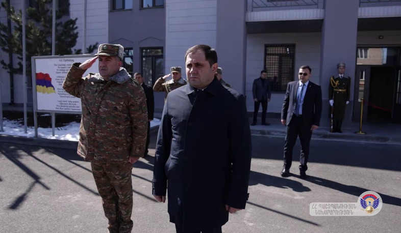 Սուրեն Պապիկյանը մասնակցել է կանանց գումարտակի շենք-շինության բացման արարողությանը