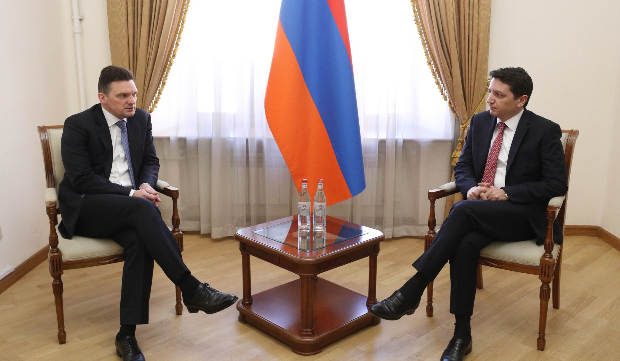 Քննարկվել են ՀՀ-ի և ԵԱԶԲ-ի միջև համագործակցության զարգացման հեռանկարները