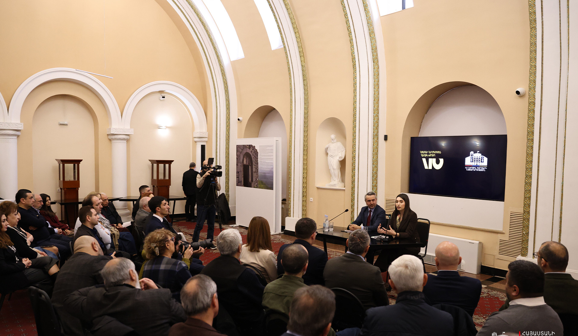 Հանրային խորհրդի հարթակը՝ որպես պետության և հասարակության միջև երկխոսության արդյունավետ ձևաչափ․ ՆԳ նախարարը հանդիպել է ՀԽ անդամներին