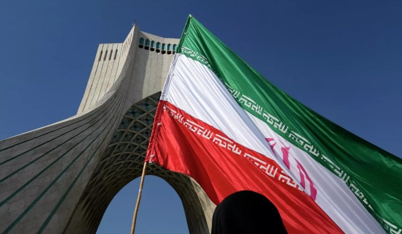 Իրանը Մերձավոր Արևելքում տեղակայված ամերիկյան ռազմաբազաների վրա հարձակումների երեք ալիք է իրականացրել