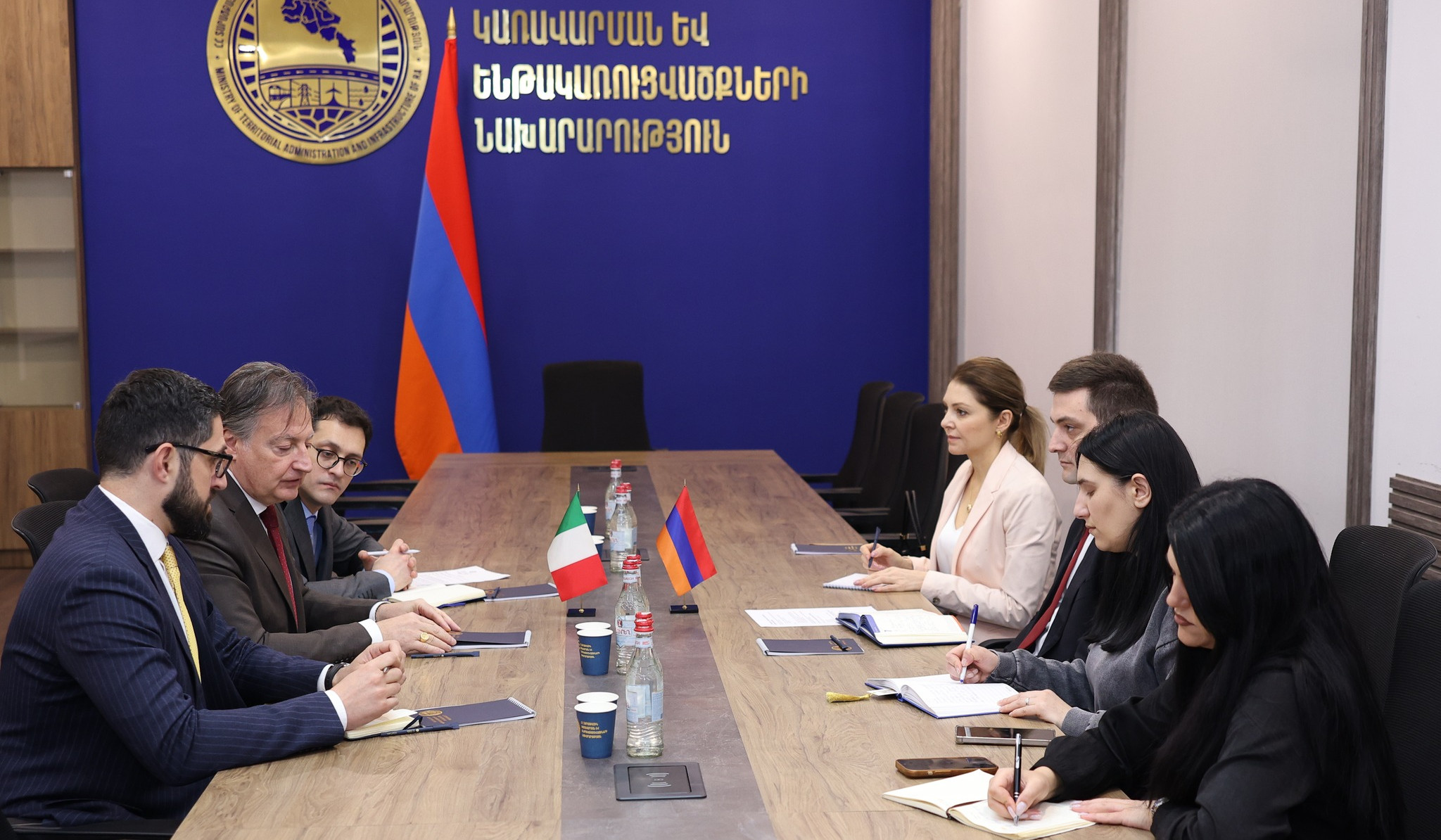 ՏԿԵՆ-ում քննարկվել է իտալական ընկերությունների հետ համագործակցությամբ դեպի «Զվարթնոց» երկաթուղային ենթակառուցվածք ստեղծելու ծրագիրը