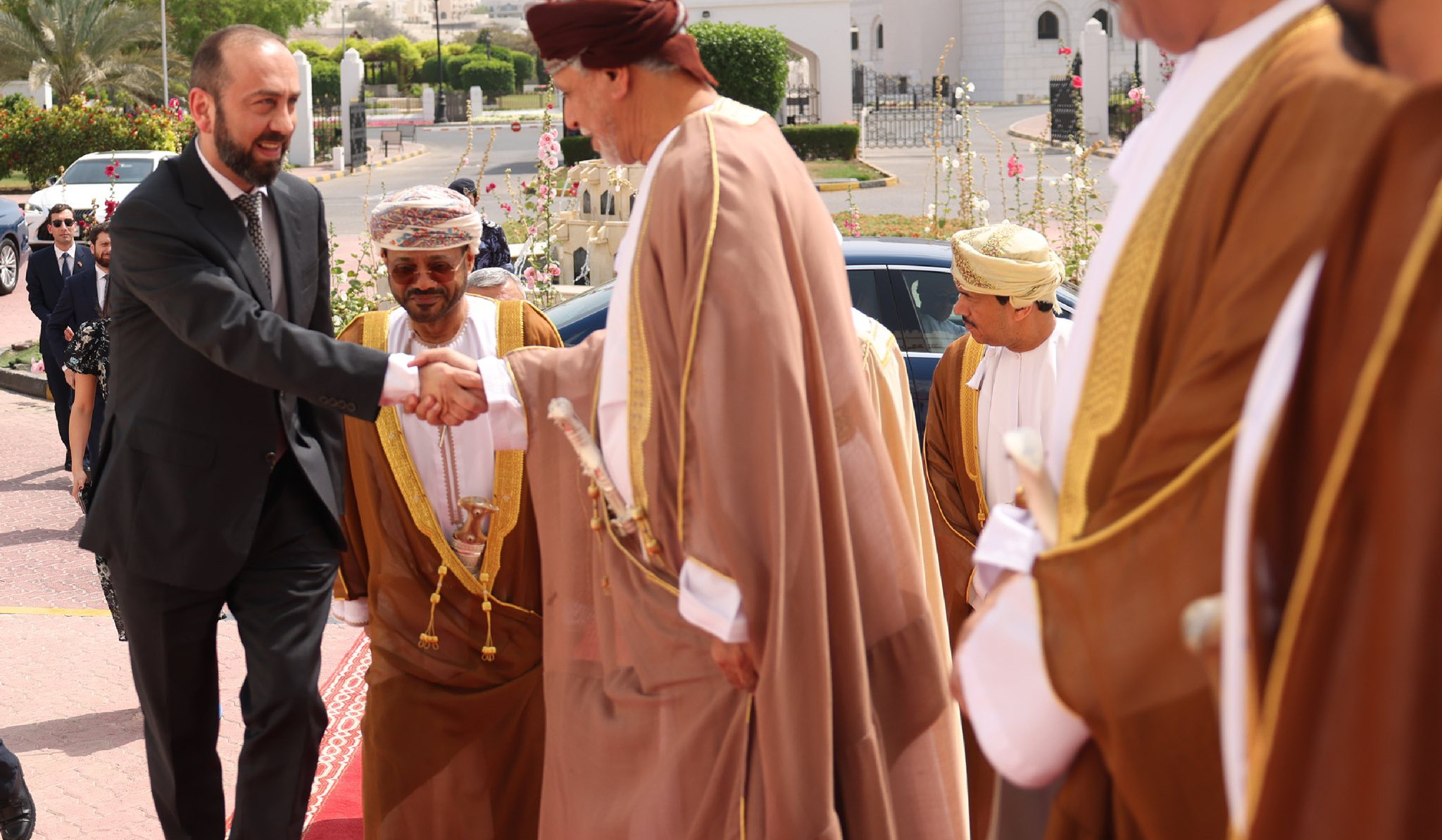 Ինձ համար մեծագույն պատիվ է լինել ՀՀ առաջին ԱԳ նախարարը, որն այցելել է Օման. Միրզոյանը՝ Սուլթանության ԱԳ նախարարին