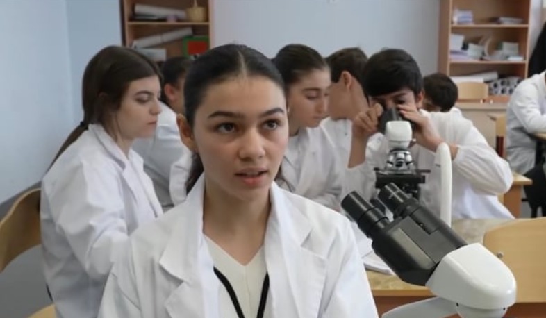 Բարձրացնելով կրթության որակն ու արդյունավետությունը․ ինչպես են ընթանում դասերը Աբովյանի թիվ 2 հիմնական դպրոցում